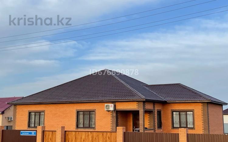 Отдельный дом · 5 комнат · 250 м² · 10 сот., Томарлы Кенже Бектемирова 9 за 39.5 млн 〒 в Атырау — фото 2