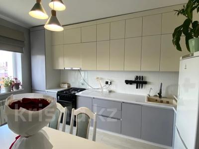 2-бөлмелі пәтер · 70.8 м² · 8/9 қабат, Алтын орда ш/а., бағасы: 28.5 млн ₸ в Актобе, мкр. Алтын орда