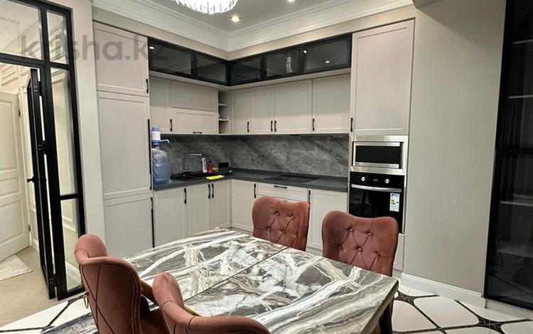 3-комнатная квартира · 110 м² · 2/13 этаж, Ади Шарипова 145 за 550 000 ₸ в Алматы, Алмалинский р-н — фото 20