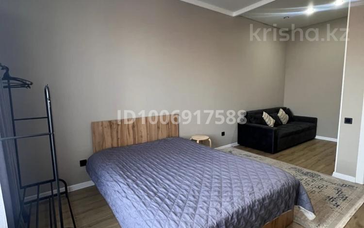 1-комнатная квартира · 37 м², Омарова 27/1 за 230 000 ₸ в Астане, Нура р-н — фото 5