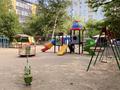 2-бөлмелі пәтер · 54 м² · 1/5 қабат, мкр 11 15 — Рядом с Керуен сити, бағасы: 18 млн ₸ в Актобе — фото 5