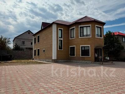 Жеке үй · 6 бөлме · 293 м² · 10 жүзд., Путинцева 9/1, бағасы: 85 млн ₸ в Павлодаре