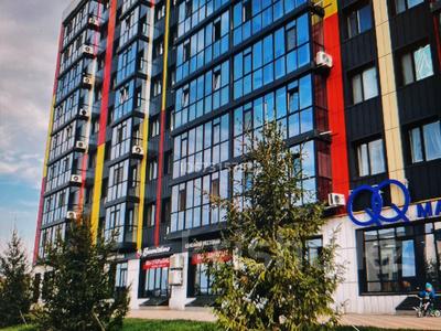 2-комнатная квартира, 58 м², 2/9 этаж, мкр Жана Орда, Самал 82 — Московская за ~ 25 млн 〒 в Уральске, мкр Жана Орда