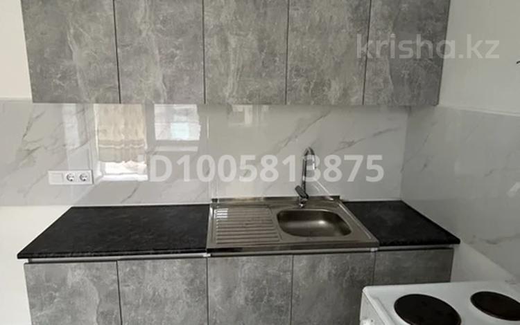 1-комнатная квартира · 40 м² · 2/5 этаж, Акадeмическая 9/10 за 140 000 ₸ в Караганде, Казыбек би р-н — фото 2