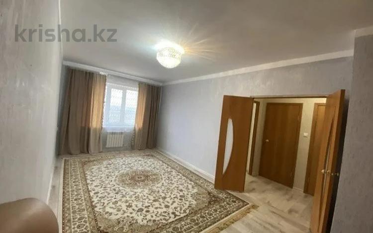 1-комнатная квартира · 41 м² · 8/9 этаж, Самал за 15.5 млн ₸ в Уральске — фото 2