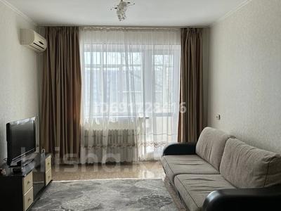 2-комнатная квартира, 65 м², 3/5 этаж помесячно, 4 микрорайон 4 дом за 150 000 〒 в Аксае