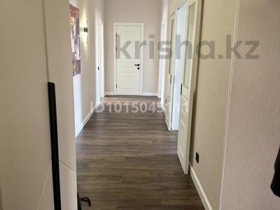3-комнатная квартира · 108 м² · 7/9 этаж, Кайым Мухамедханов 21/2 — Мухамедханова пересечение с Нарикбаева за 90 млн ₸ в Астане, Нура р-н