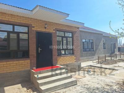 Отдельный дом · 8 комнат · 350 м² · 10 сот., Абдымомынова 34 — Мкр.Арай. ул Абдымомынова 34. ЖК Шаңырақ артындағы көше. за 48 млн ₸ в 