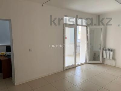 Кеңселер · 68 м², бағасы: 33 млн ₸ в Актау, 16-й мкр 