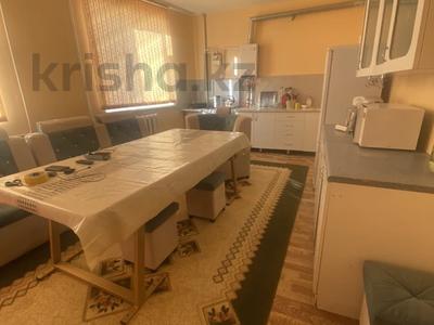4-комнатная квартира · 130 м² · 3/5 этаж, мкр Нурсат 33 — Назарбекова за 280 000 ₸ в Шымкенте, Каратауский р-н