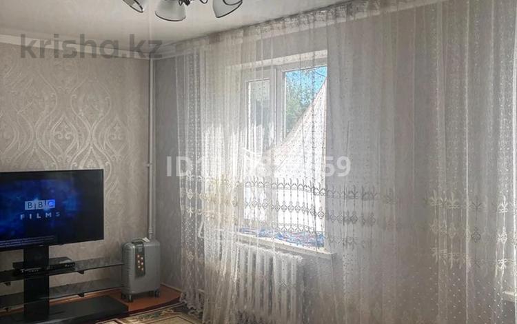 3-комнатная квартира · 55.2 м² · 1/5 этаж, самал 36 за 20.5 млн ₸ в Талдыкоргане, мкр Самал — фото 2
