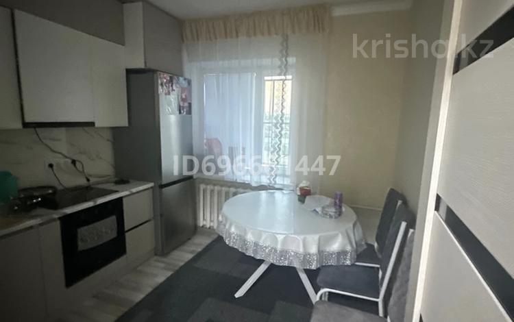 1-комнатная квартира · 38 м² · 5/5 этаж, Жансугурова 173/175 — Напротив кус жолы за 11 млн 〒 в Талдыкоргане — фото 2