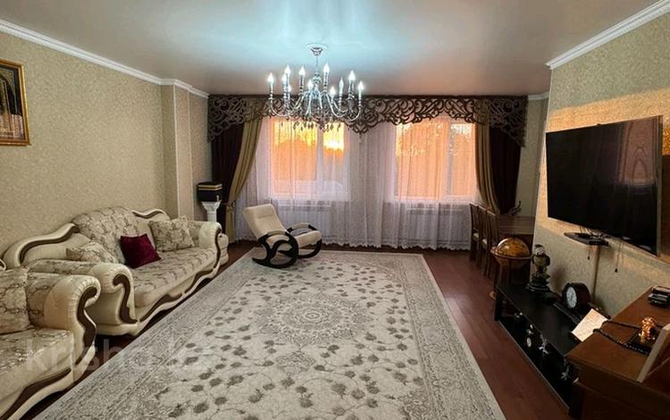 4-бөлмелі пәтер · 112.6 м² · 5/5 қабат, Туп. Рахимова 1а, бағасы: 35 млн ₸ в Таразе — фото 2