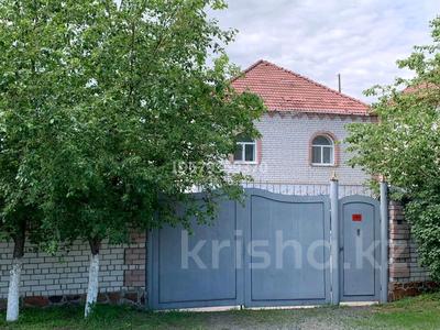 Отдельный дом · 8 комнат · 350 м², Джандильдинова 1 в — Новая набережная за 1 млн 〒 в Семее