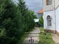 Отдельный дом · 8 комнат · 350 м², Джандильдинова 1 в — Новая набережная за 1 млн 〒 в Семее — фото 5