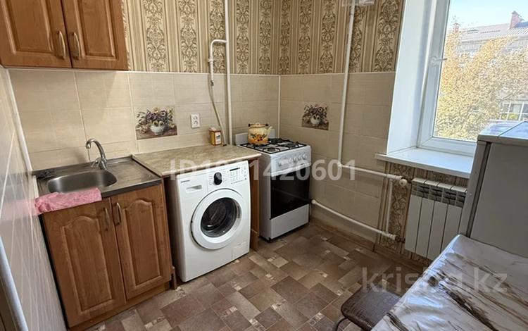 1-комнатная квартира · 33 м² · 4/5 этаж, Старый город 4 — Кереева за 10.8 млн ₸ в Актобе — фото 2