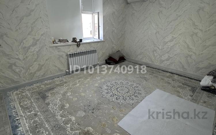 2-комнатная квартира · 64 м² · 2/3 этаж, Е. Бозгулова 9 — Детский больн касында за 50 000 ₸ в  — фото 2