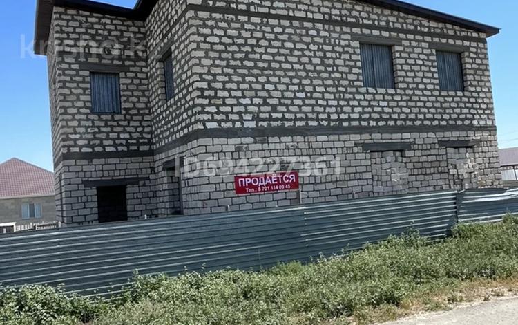 Отдельный дом · 6 комнат · 240 м² · 6 сот., мкр Жумыскер, 27 ул 23 — Каспии за 36 млн ₸ в Атырау — фото 2