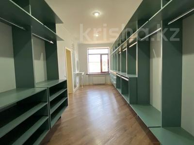 8-комнатная квартира, 329.5 м², 2/4 этаж, Алтын Орда за 95 млн 〒 в Актобе