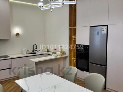 4-комнатная квартира · 145 м² · 3/6 этаж, ул. Акмешит 19/4 за 145 млн ₸ в Астане, Есильский р-н