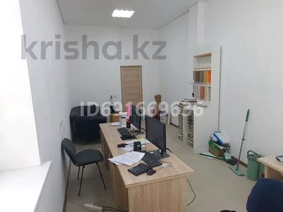Офисы · 32 м² за 64 000 ₸ в Актобе, мкр Шанхай