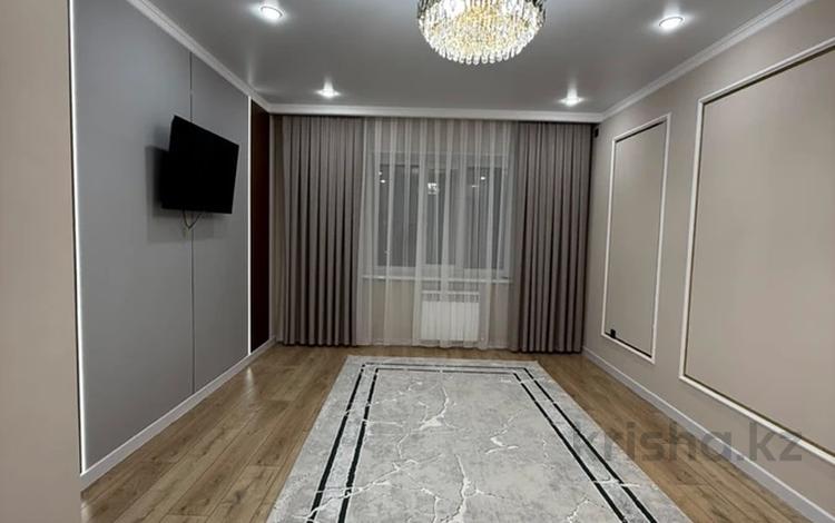 1-комнатная квартира · 55 м² · 6/9 этаж, мкр. Алтын орда 54а за 170 000 ₸ в Актобе — фото 8