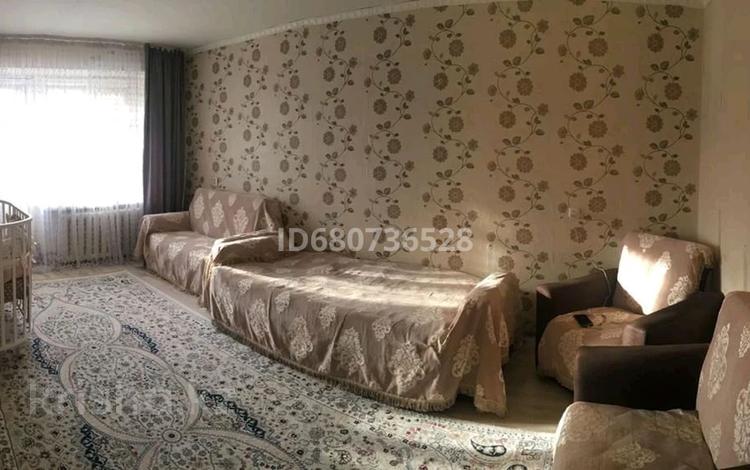 2-комнатная квартира · 43 м² · 3/9 этаж, мкр Юго-Восток — Строителей за 150 000 ₸ в Караганде, Казыбек би р-н — фото 2