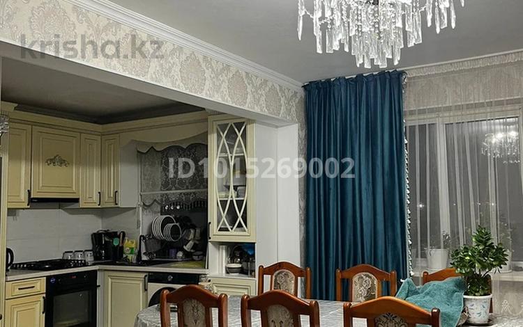 3-комнатная квартира · 60 м² · 3/5 этаж, 1 военный городок 158 за 180 000 ₸ в Ушарале — фото 2