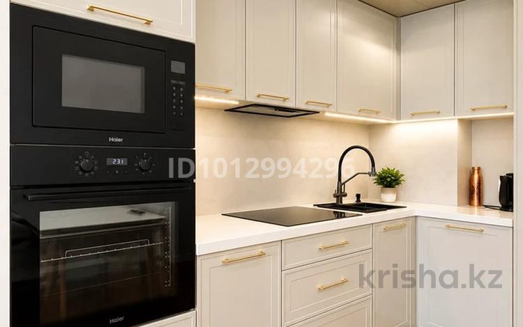2-бөлмелі пәтер · 48 м² · 4/13 қабат, Жандосова 94/12, бағасы: 53 млн ₸ в Алматы, Бостандыкский р-н — фото 2