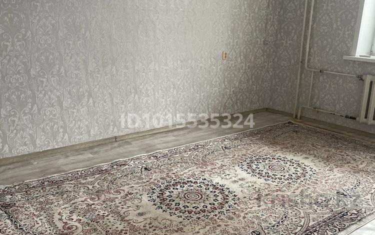 2-комнатная квартира · 48.4 м² · 3/9 этаж, мкр 4 32 за 16 млн ₸ в Уральске — фото 2