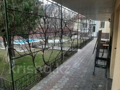 Отдельный дом · 5 комнат · 230 м² · 9 сот., Жолдасбекова 13 а — Тауке хан за 400 000 〒 в Шымкенте, Енбекшинский р-н