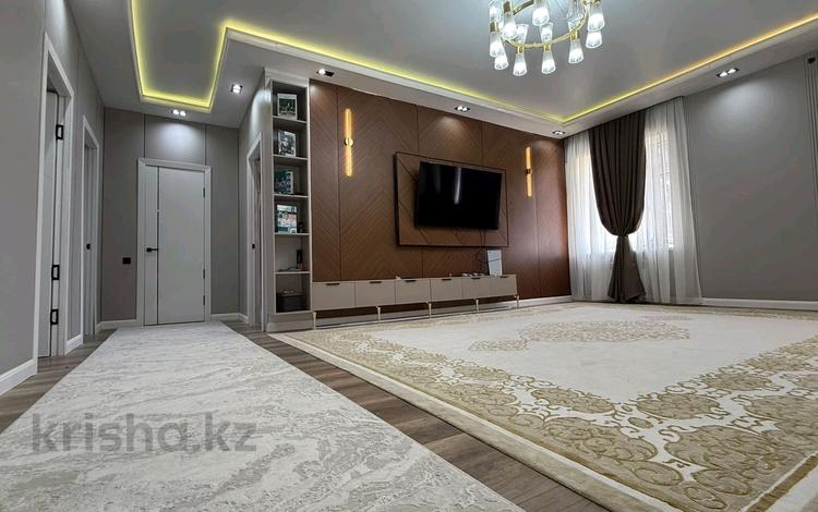 4-бөлмелі пәтер · 105 м² · 7/7 қабат, 17-ш/а. 106, бағасы: 30.5 млн ₸ в Актау, 17-й мкр — фото 2