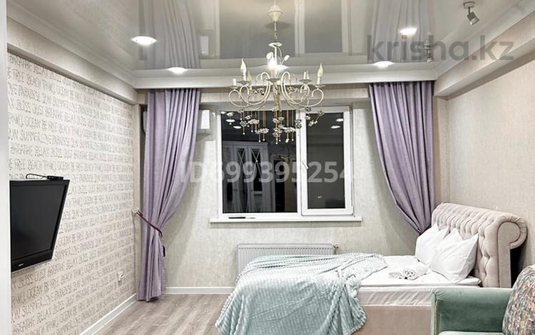 2-бөлмелі пәтер · 65 м² · 2/15 қабат, Толе би, бағасы: 23 000 ₸ в Алматы, Алмалинский р-н — фото 2