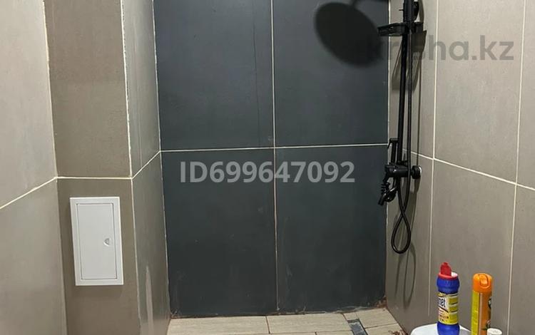 1-бөлмелі пәтер · 40 м² · 2/5 қабат, мкр. Алтын орда 29а, бағасы: 13.6 млн ₸ в Актобе — фото 4