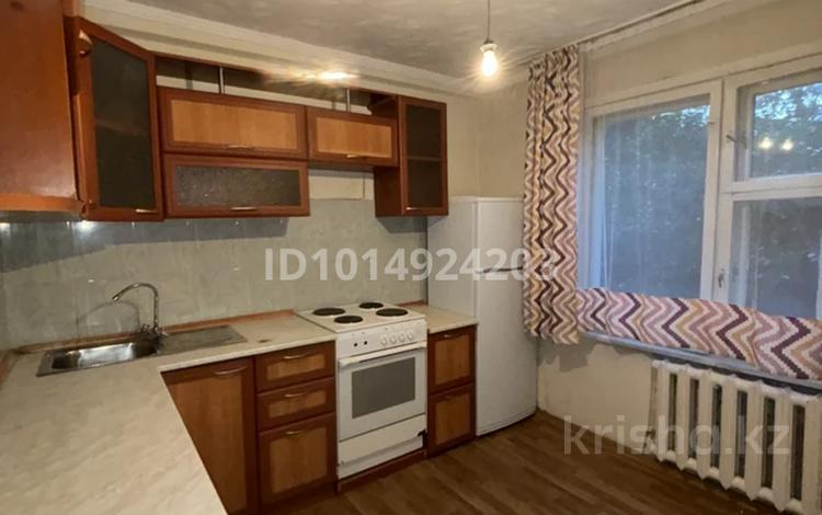 3-бөлмелі пәтер · 70 м² · 1/6 қабат, Казыбек би 8, бағасы: 29 млн ₸ в Усть-Каменогорске — фото 2
