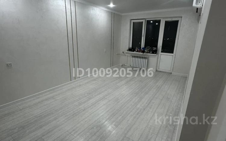 2-комнатная квартира · 49 м² · 5/5 этаж, Бергалиев — Рынок Дина за 150 000 ₸ в Атырау, мкр Привокзальный-3 — фото 2