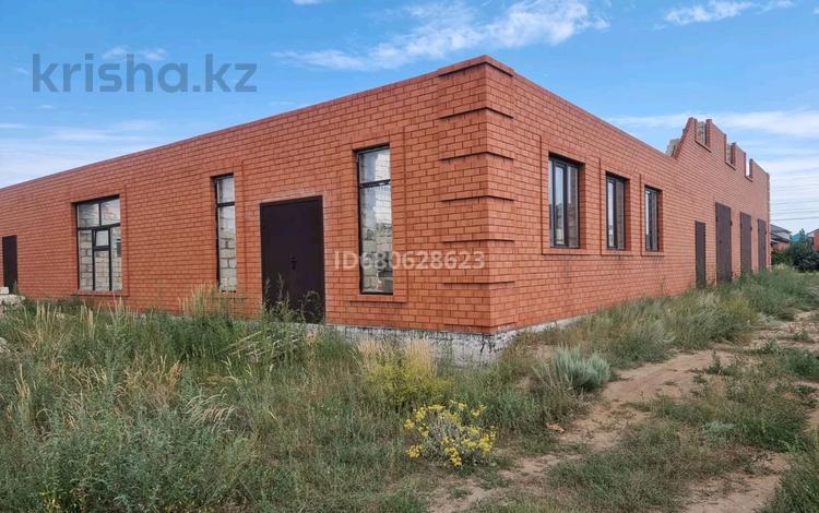 Свободное назначение · 1200 м² за 50 млн ₸ в Актобе, мкр 41-й разъезд — фото 2