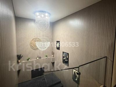5-бөлмелі пәтер · 276 м² · 12/13 қабат, Шмидта 6 — Набережная, бағасы: 290 млн ₸ в Семее