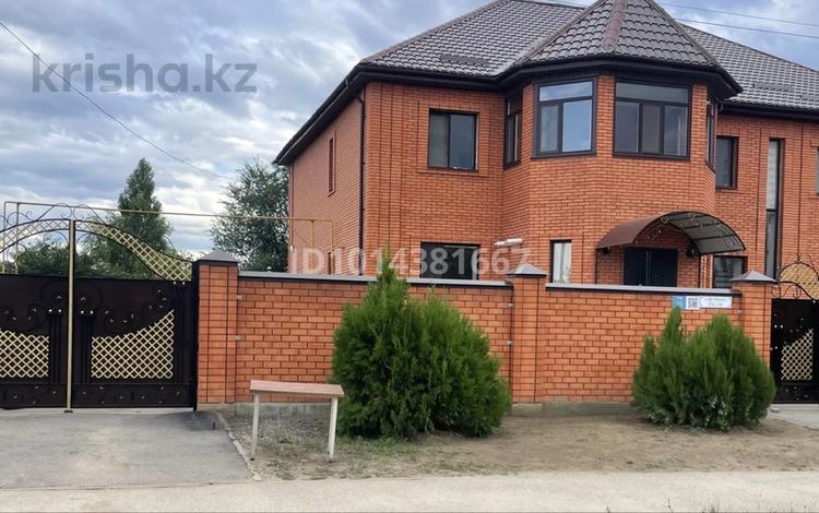 Отдельный дом · 7 комнат · 350 м² · 12 сот., Зерде 41 за 62 млн ₸ в Актобе, жилой массив Заречный-3 — фото 2