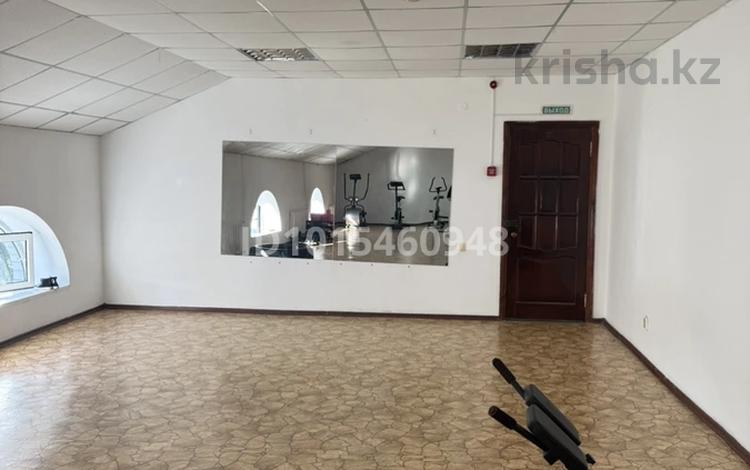 Фитнес и спорт · 200 м² за 900 000 ₸ в Караганде, Казыбек би р-н — фото 2