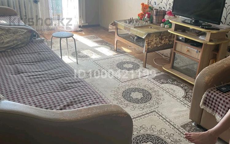 2-бөлмелі пәтер · 44.3 м² · 5/5 қабат, Камзина 17, бағасы: 7.7 млн ₸ в Аксу — фото 2
