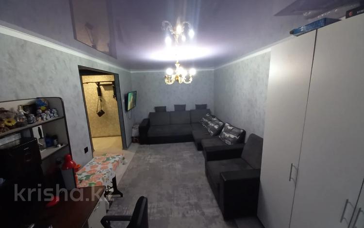 1-комнатная квартира, 32 м², 5/5 этаж, абая