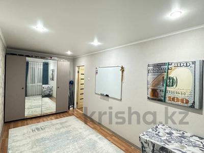 3-бөлмелі пәтер · 60 м² · 2/5 қабат, 2 ш/а., Маресьева, бағасы: 19.5 млн ₸ в Актобе, мкр 8