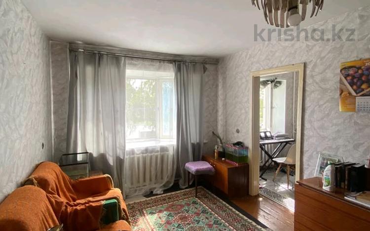 2-бөлмелі пәтер · 40 м² · 2/5 қабат, проспект Назарбаева 18, бағасы: 13.9 млн ₸ в Усть-Каменогорске — фото 2