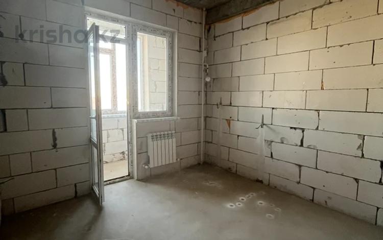 3-бөлмелі пәтер · 82 м² · 6/9 қабат, Султан Бейбарыс 437, бағасы: 30.7 млн ₸ в Атырау — фото 2
