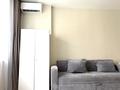 2-комнатная квартира · 45 м² · 10/12 этаж, Мухамедханова 4b блок H за 15 000 ₸ в Астане, Нура р-н — фото 3
