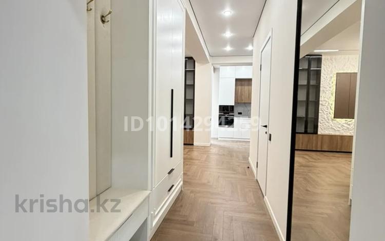 3-комнатная квартира · 72.2 м² · 2/7 этаж, Илтипат 49 за 70 млн ₸ в Алматы, Наурызбайский р-н — фото 2
