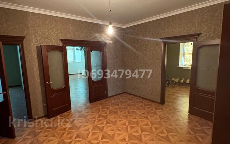 4-комнатная квартира · 160 м² · 7/8 этаж, мкр. Алтын орда, Санкибай батыра 72К за 78 млн ₸ в Актобе — фото 28