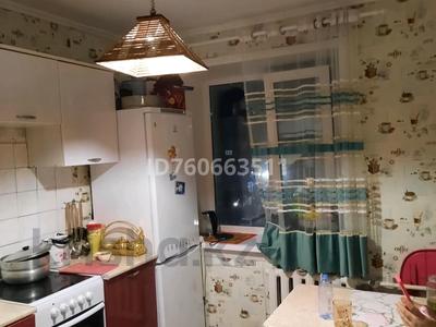 2-бөлмелі пәтер · 51.1 м² · 4/4 қабат, Железнодорожная 10, бағасы: 11 млн ₸ в Аксу