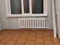 3-комнатная квартира · 64 м² · 1/5 этаж, Пришахтинск, Пришахтинск, 23й микрорайон за 100 000 ₸ в Караганде, Алихана Бокейханова р-н — фото 3